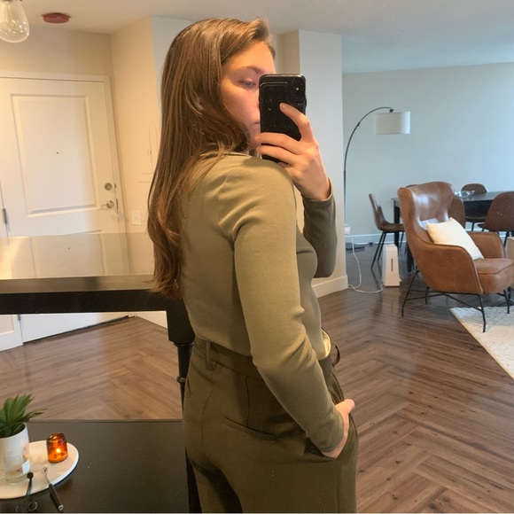 Abercrombie Olive Green Long-Sleeve Collar Bodysuit - Picture 3 of 9
